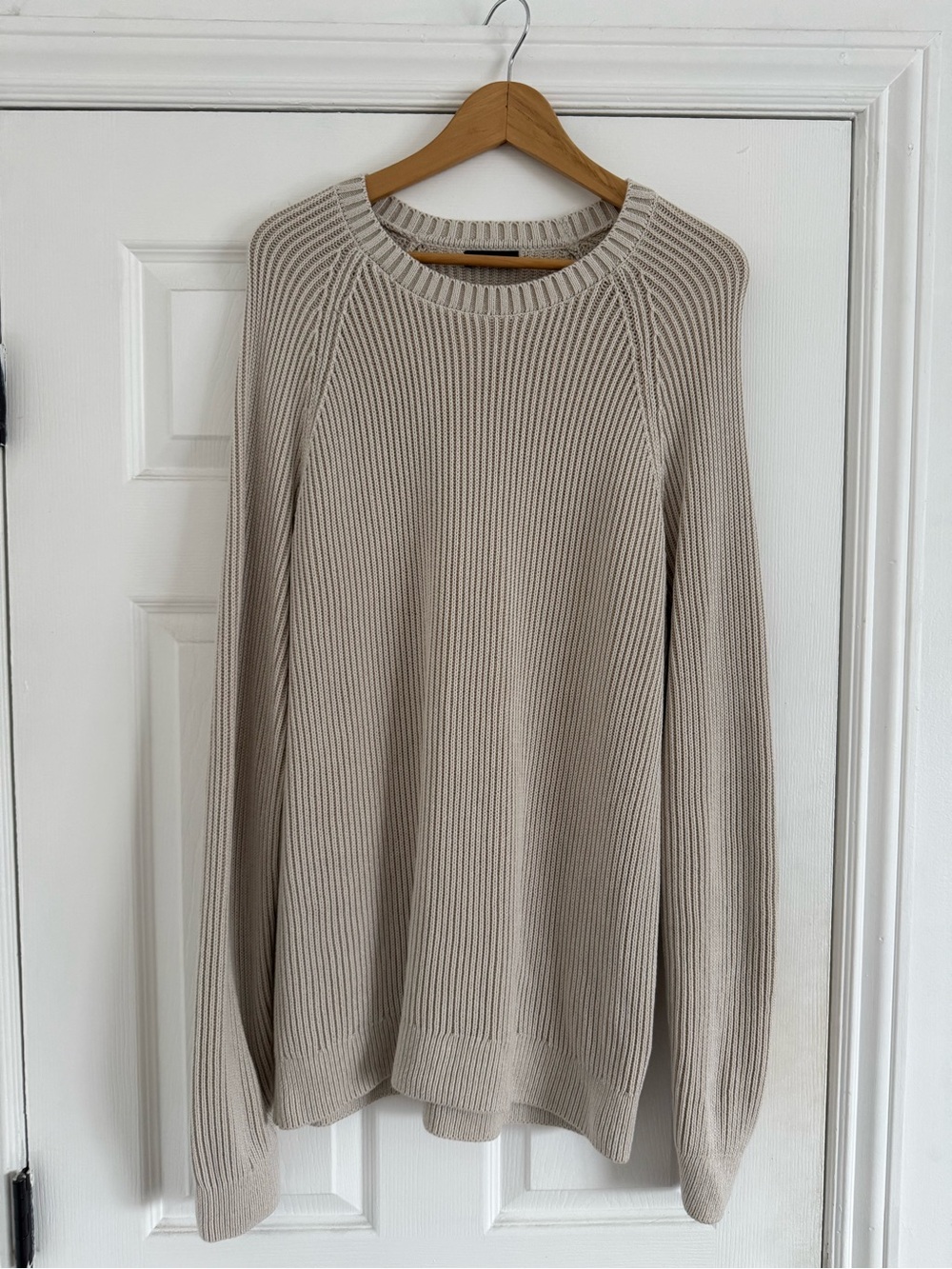 GAP Classic Raglan Crewneck Sweater